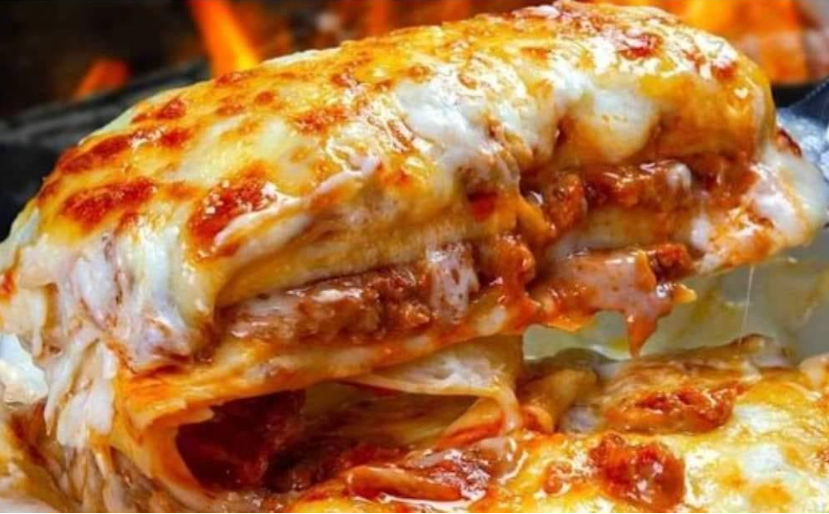 Pieczona Lasagna Bolognese włoska uczta smakowitych warstw smaku